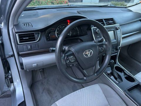 2015 Toyota Camry LE