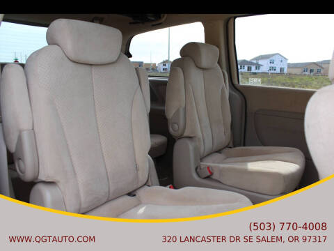 2007 Hyundai Entourage