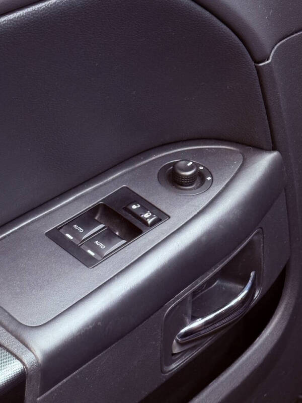 2013 Dodge Challenger SXT