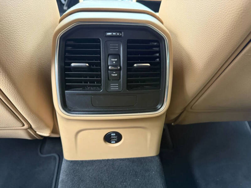 2017 Porsche Macan S