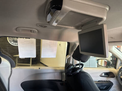 2018 Chrysler Pacifica Touring Plus