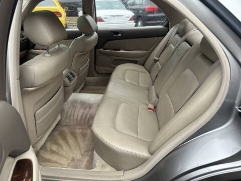1995 Lexus LS 400