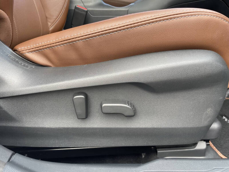 2024 Subaru Outback Touring XT