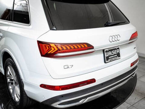 2022 Audi Q7 quattro Premium Plus 55 TFSI