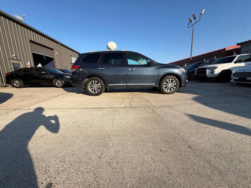 2014 Nissan Pathfinder SL