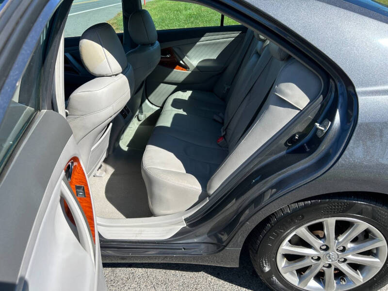 2010 Toyota Camry Hybrid