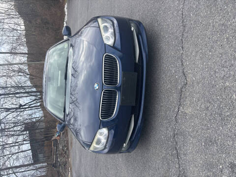 2011 BMW 3 Series for sale at Noble PreOwned Auto Sales in Martinsburg WV