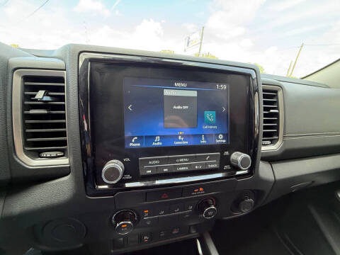 2022 Nissan Frontier SV