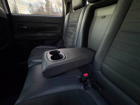 2019 Mitsubishi Outlander SE