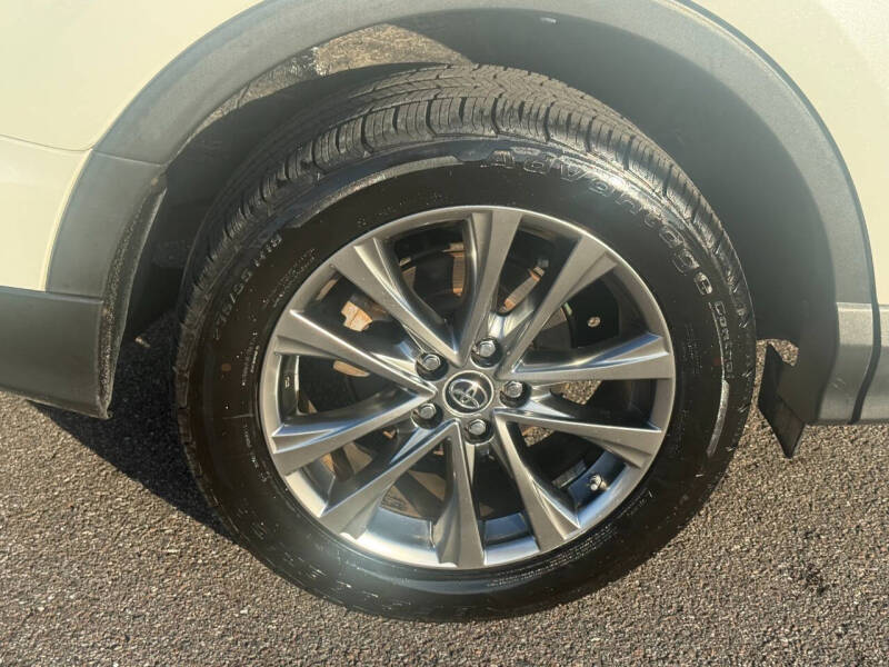 2017 Toyota RAV4 Hybrid Limited