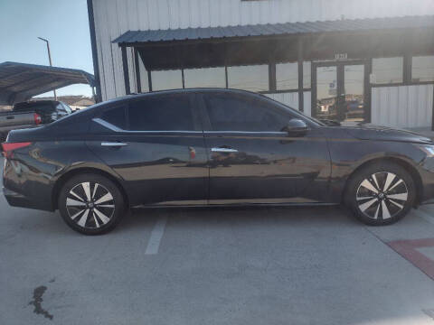 2021 Nissan Altima 2.5 SV