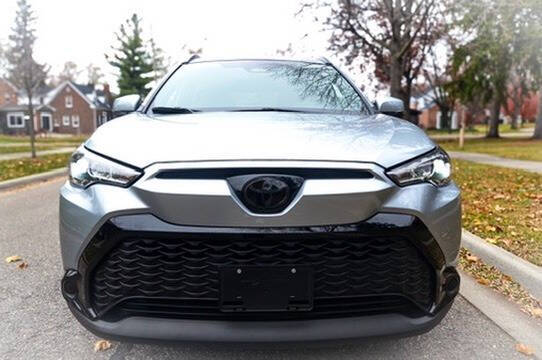 2023 Toyota Corolla Cross Hybrid SE