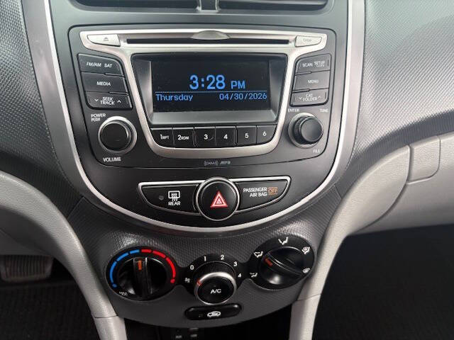 2017 Hyundai Accent SE