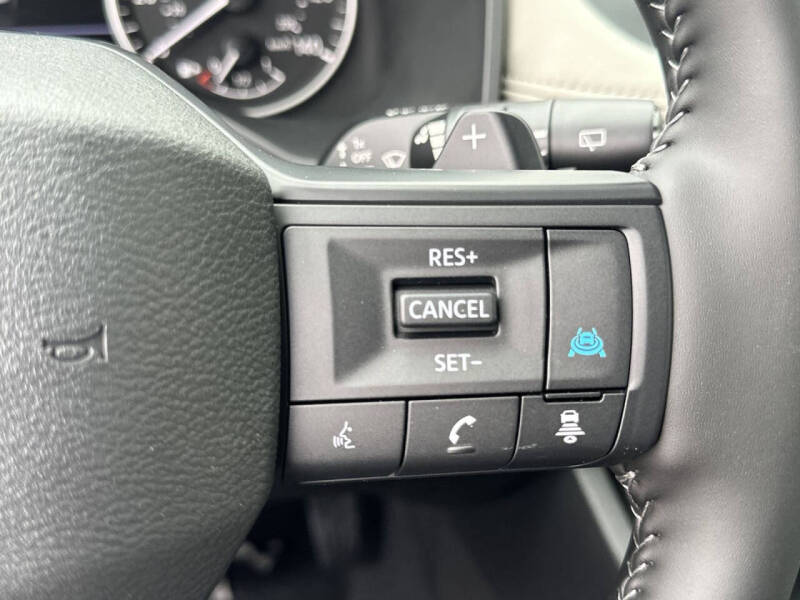 2025 Nissan Rogue SV