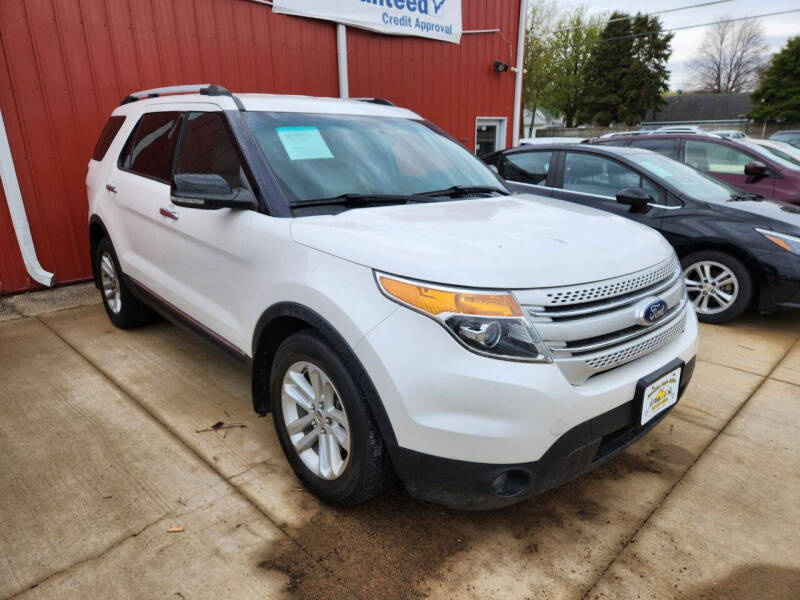 2011 Ford Explorer XLT's photo