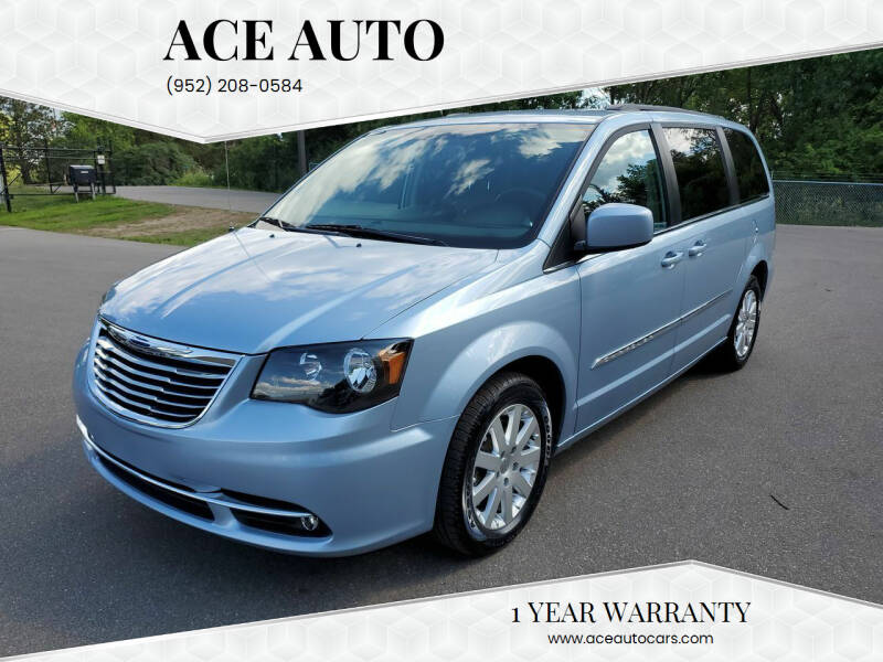 2016 Chrysler Town and Country Touring