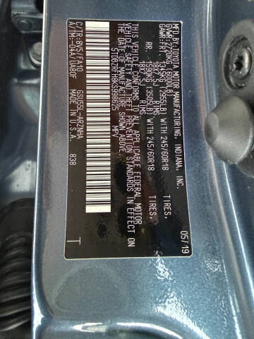 2019 Toyota Highlander LE