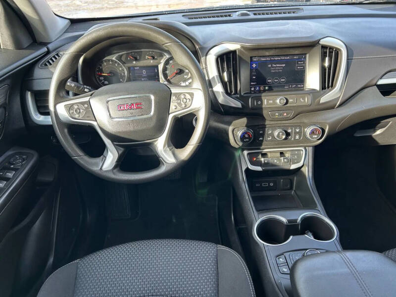 2022 GMC Terrain SLE