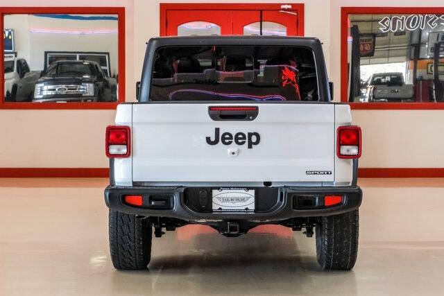 2020 Jeep Gladiator Sport