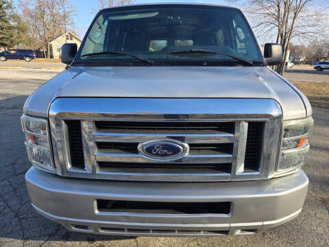 2009 Ford E-Series E-150