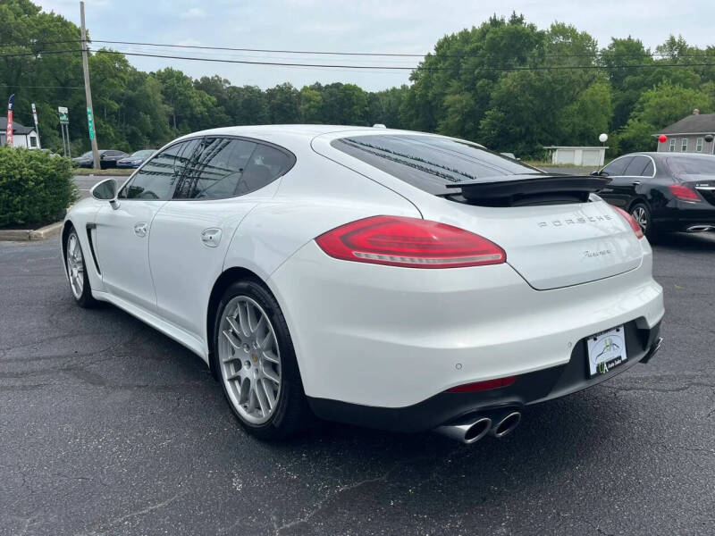 2015 Porsche Panamera
