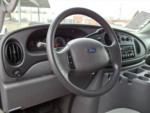 2005 Ford E-Series