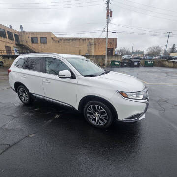 2017 Mitsubishi Outlander SE