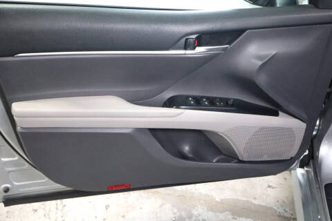 2020 Toyota Camry Hybrid LE