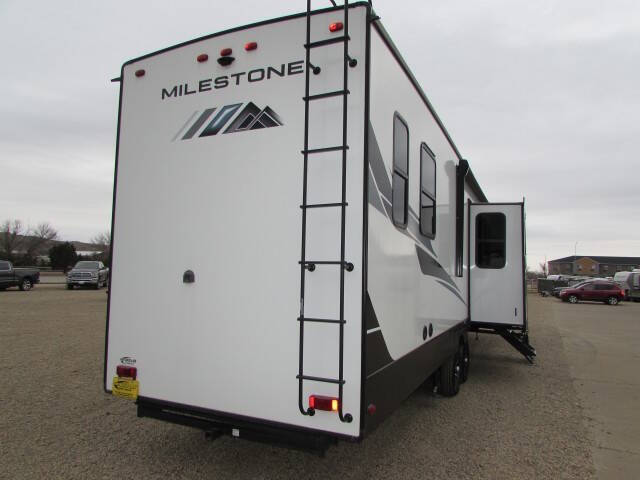 2021 Heartland Milestone