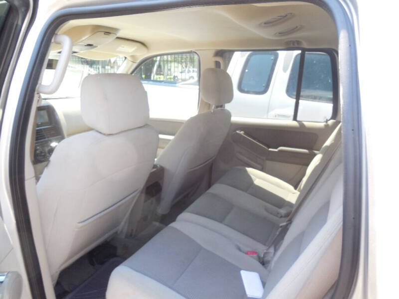 2006 Ford Explorer XLT