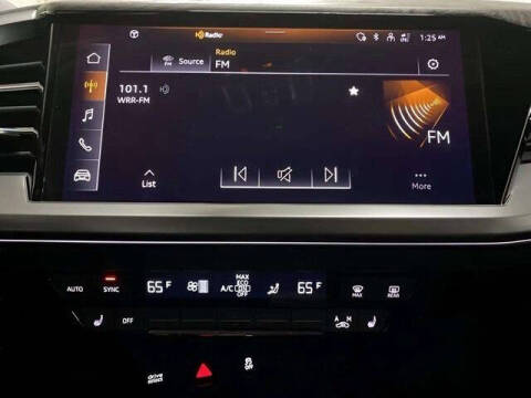 2024 Audi Q4 e-tron quattro Premium 55