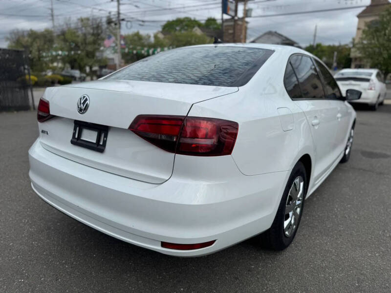 2016 Volkswagen Jetta