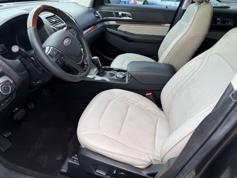2018 Ford Explorer Platinum