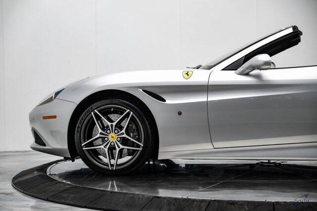 2016 Ferrari California T