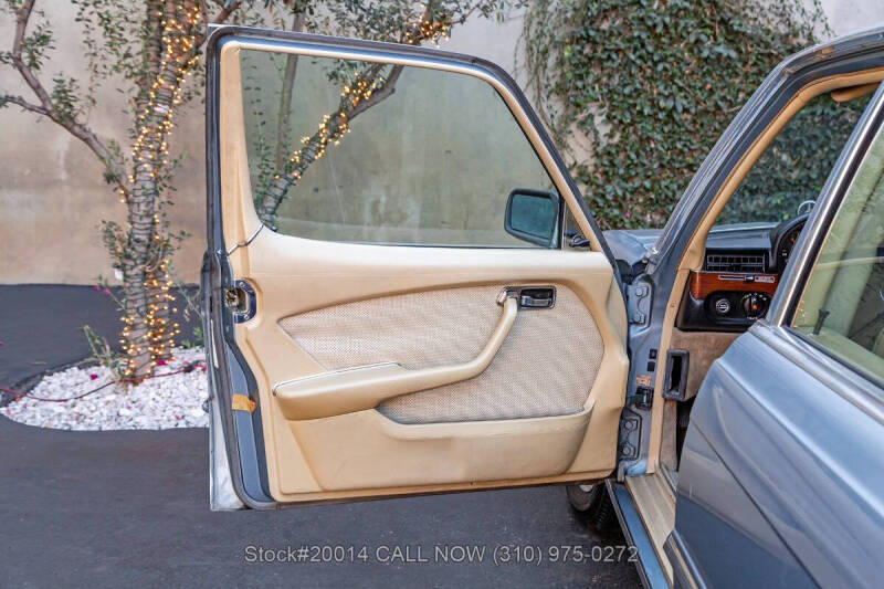 1978 Mercedes-Benz 450-Class