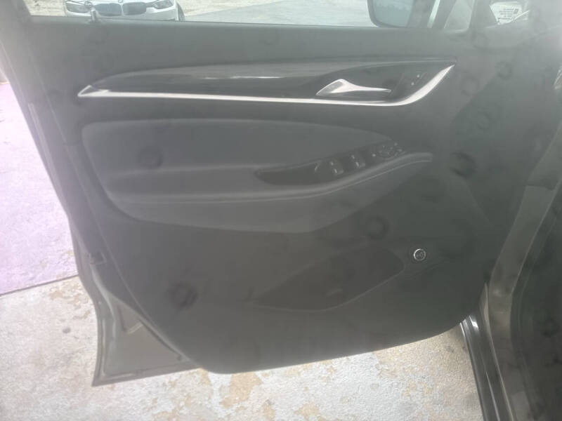 2019 Buick Enclave Essence