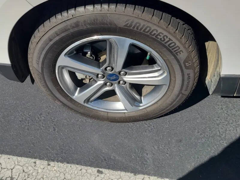 2019 Ford Edge SEL