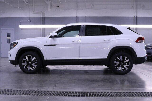 2020 Volkswagen Atlas Cross Sport 2.0T SE 4Motion