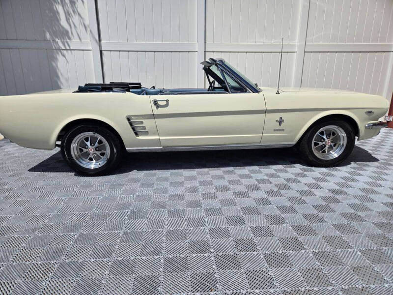 1966 Ford Mustang