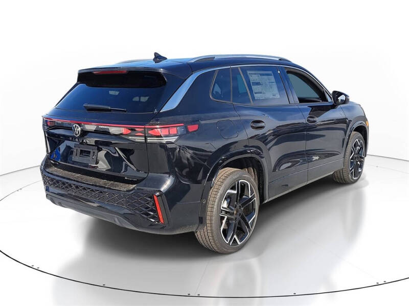 2026 Volkswagen Tiguan SEL R-Line Turbo 4Motion