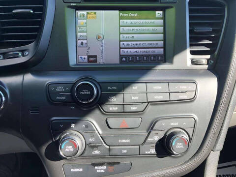 2011 Kia Optima EX Turbo