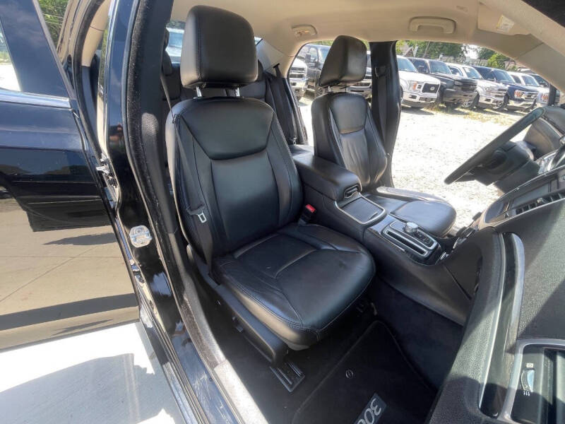 2017 Chrysler 300 Limited