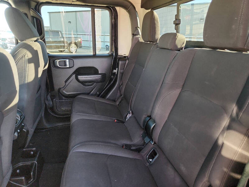 2023 Jeep Gladiator Sport S