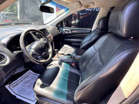 2014 Nissan Pathfinder S