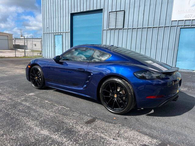 2024 Porsche 718 Cayman Style Edition