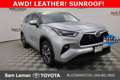 2021 Toyota Highlander for sale at Sam Leman Toyota Bloomington in Bloomington IL