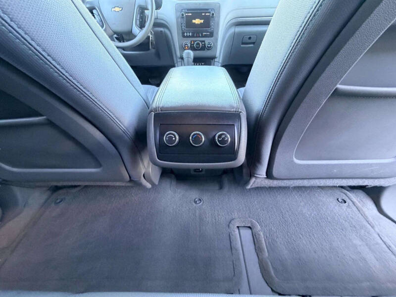 2017 Chevrolet Traverse LS