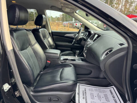 2018 Nissan Pathfinder SL