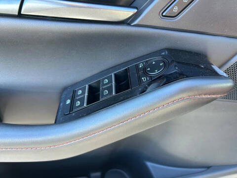 2025 Mazda CX-30 2.5 Carbon Turbo