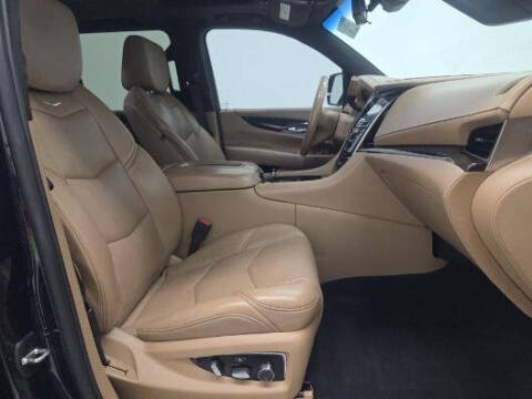 2019 Cadillac Escalade Platinum